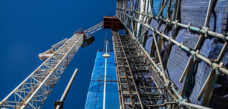 banner-business-1-crane-scaffold-looking-up