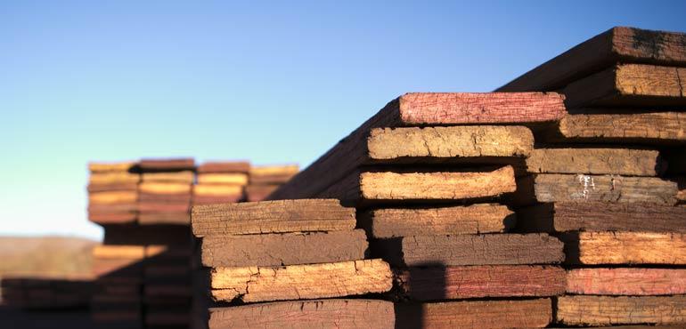 banner-complaints-10-end-planks-wood