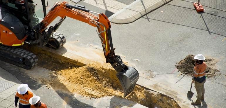 banner-complaints-20-front-end-loader-street-wroks