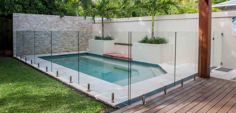 banner-pool-12-non-climbable-glass-fence