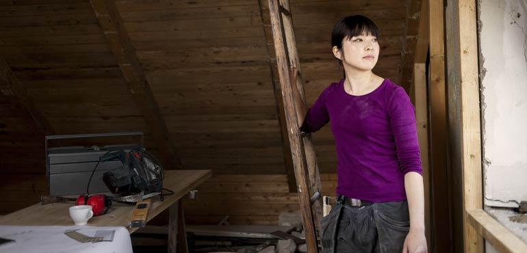 banner-property-9-woman-purple-attic-reno