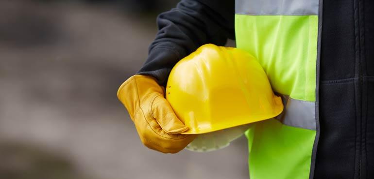 banner-about-21-hard-hat-in-hand-glove